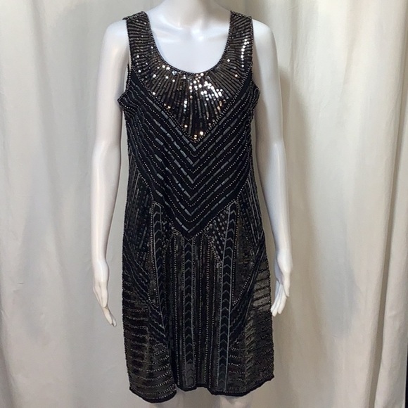 NWOT Cupio Black Beaded Sequin Embellished Sleeveless Shift Evening Dress Sz 10 - Picture 1 of 12